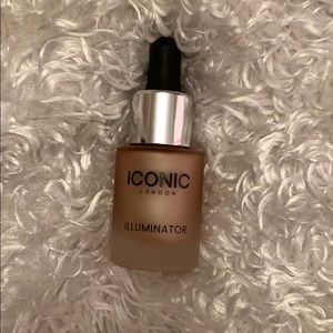 Iconic London Illuminator Drops in Original